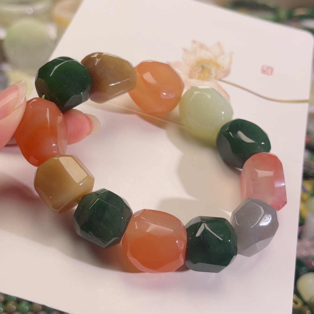 和田玉手串未镶嵌