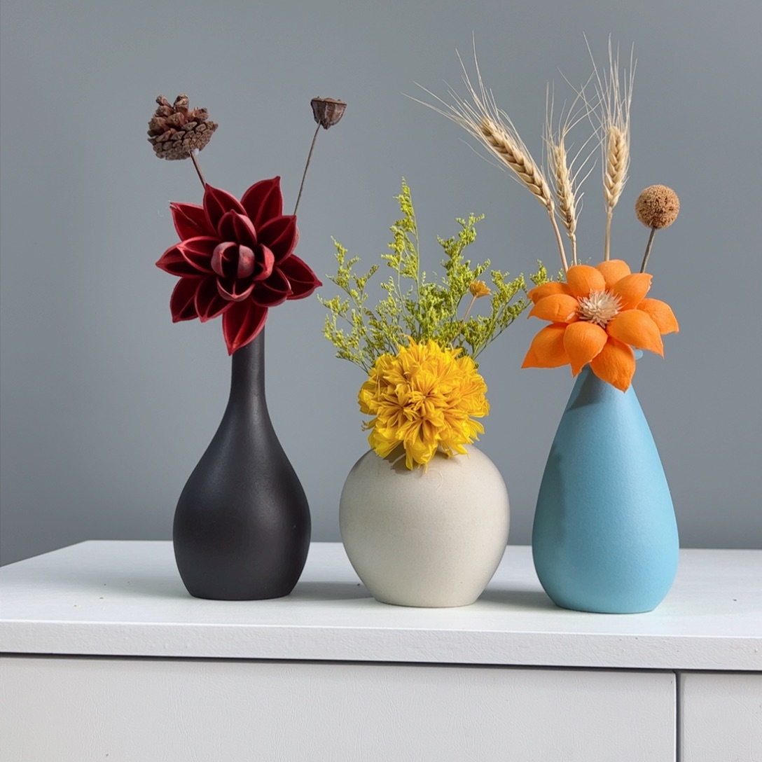 摆件陶瓷小花瓶摆件含花总高约20-30cm