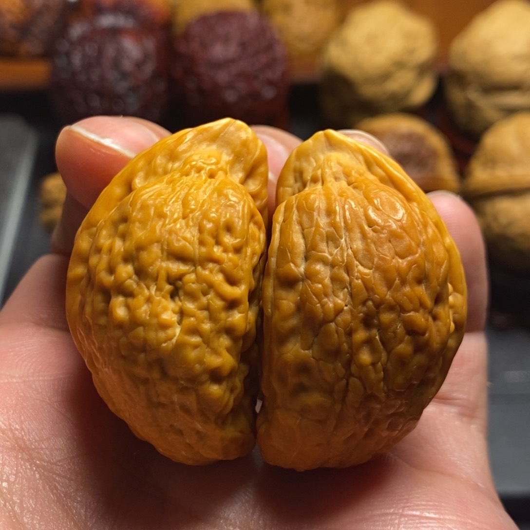 文玩核桃把件34尺半壁