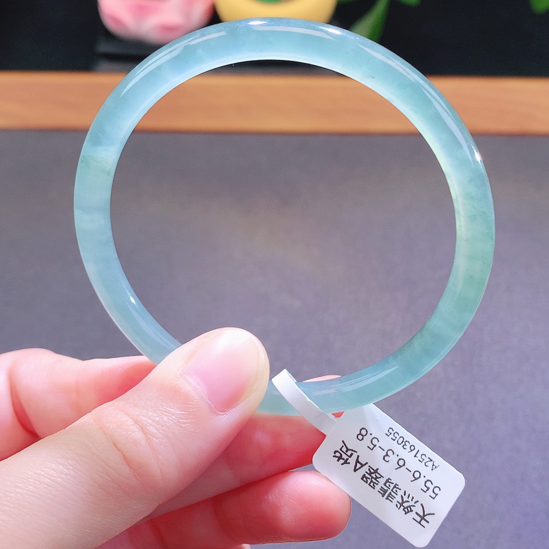 翡翠未镶嵌手镯天然翡翠