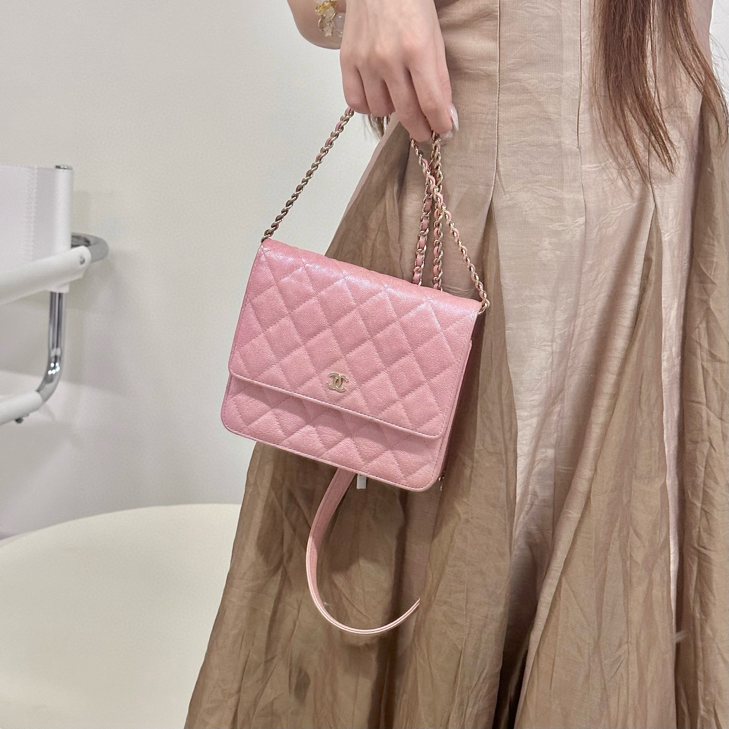 95新 Chanel/香奈儿 chanel 樱花粉人鱼姬woc斜挎包