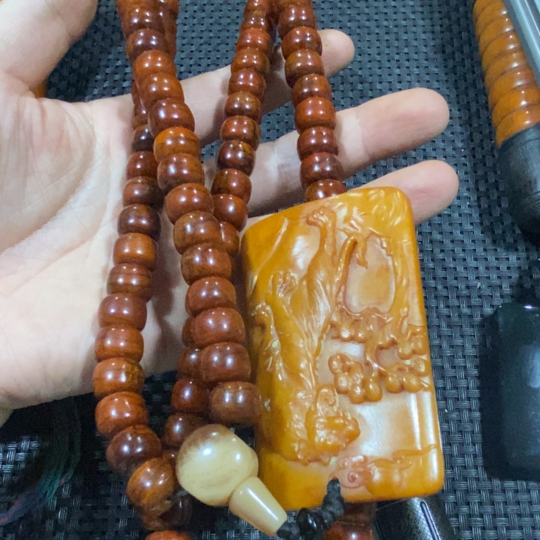 滴血莲花菩提吊坠