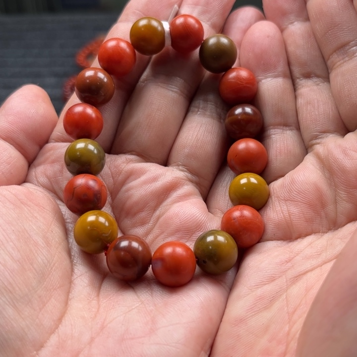 南红玛瑙手链未镶嵌