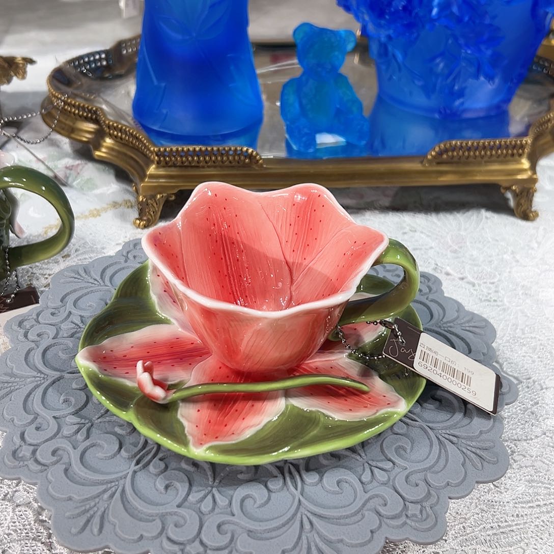 陶瓷0259骨瓷百合花杯碟礼盒装