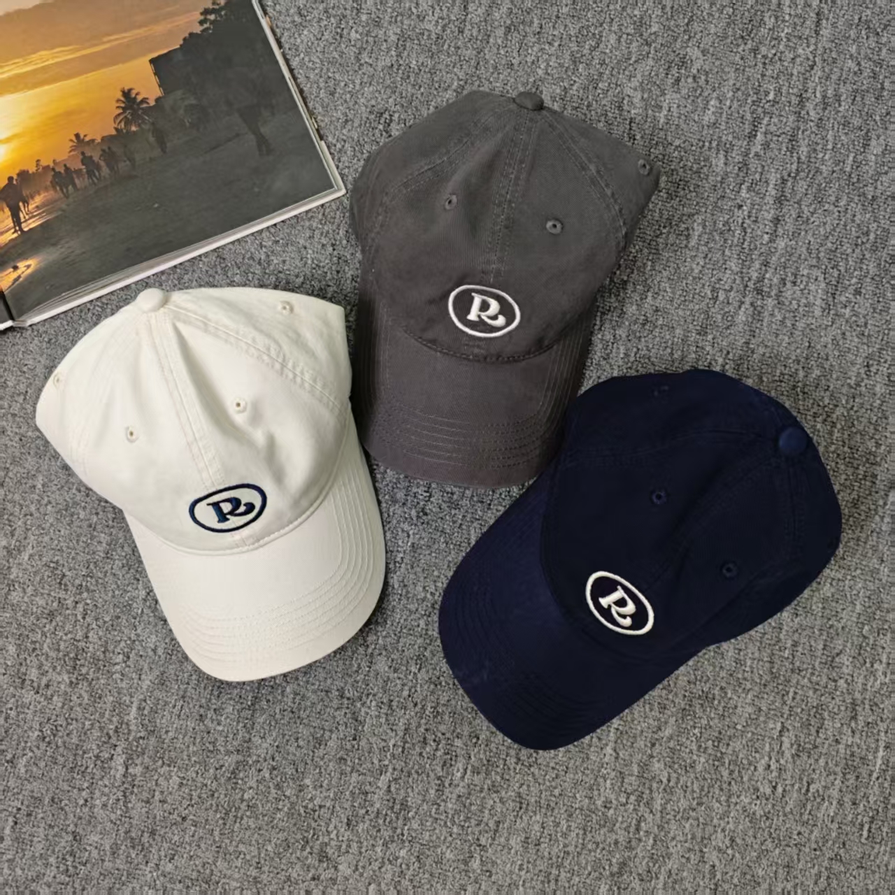 5175余小鱼 三色韩版字母圆标休闲百搭不挑脸型可调节鸭舌帽女