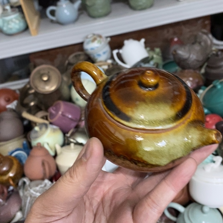 陶瓷艺术品及陶瓷壶