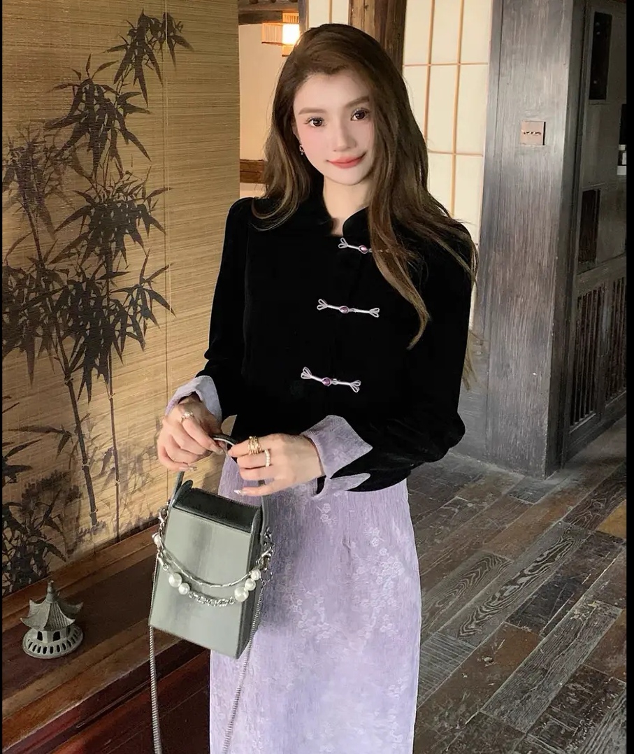 2025新中式旗袍套装女冬富家千金国风加棉上衣加紫色半身裙两件套