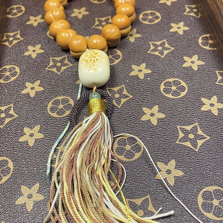 木猴头核桃微瑕大屁桃卡18大加配饰