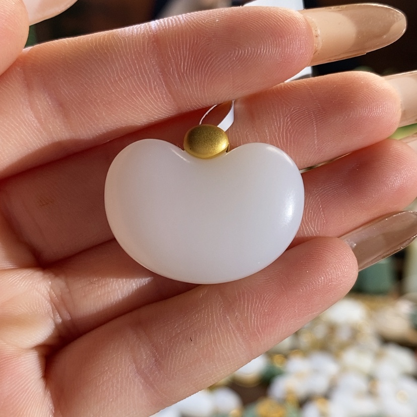 【闪购商品】和田玉吊坠18K金镶嵌