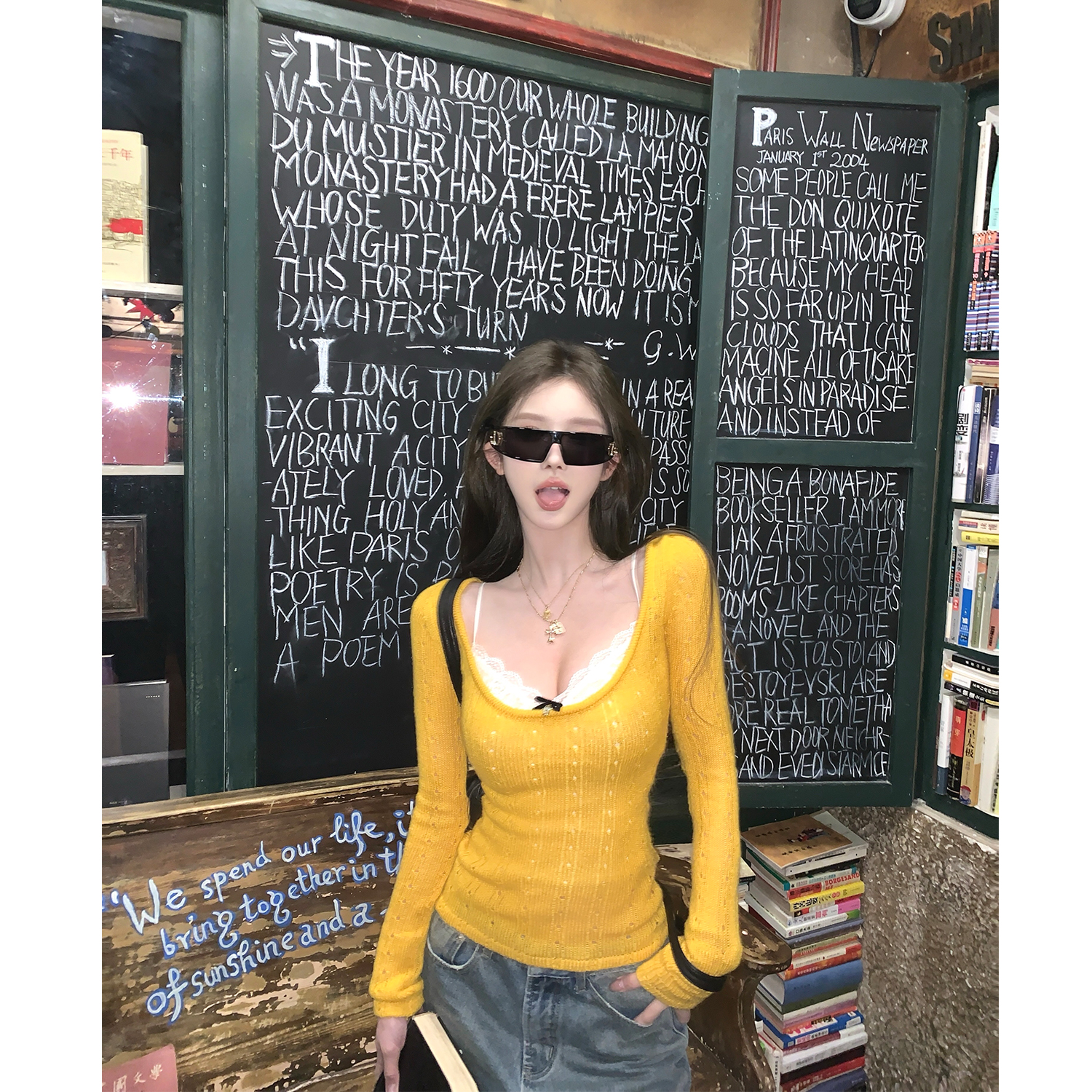 世娇妲己 方领镂空针织衫女设计感春款叠穿内搭蕾丝吊带20701