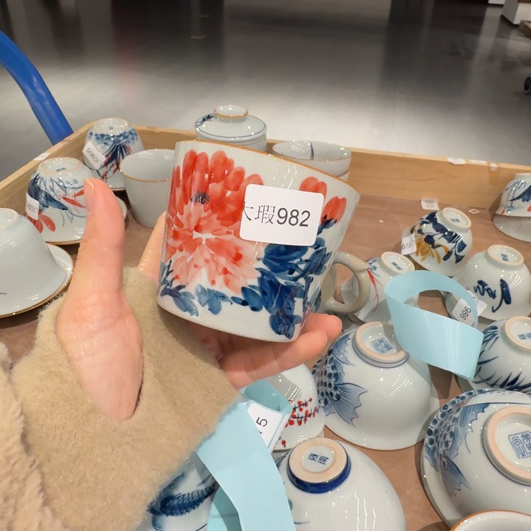 釉下手绘茶具微瑕