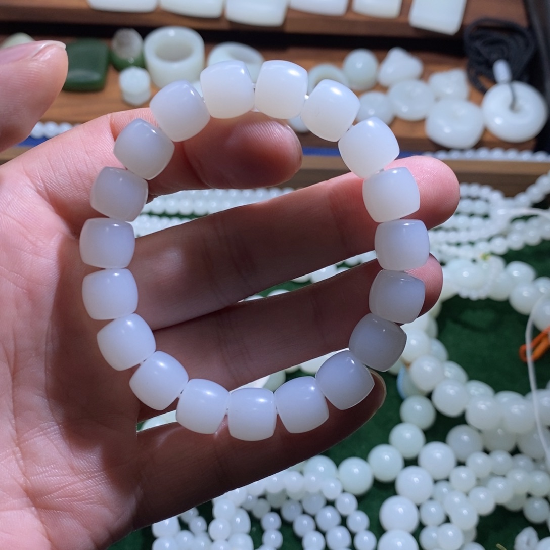 未镶嵌手链和田玉（糖玉）闲*翁