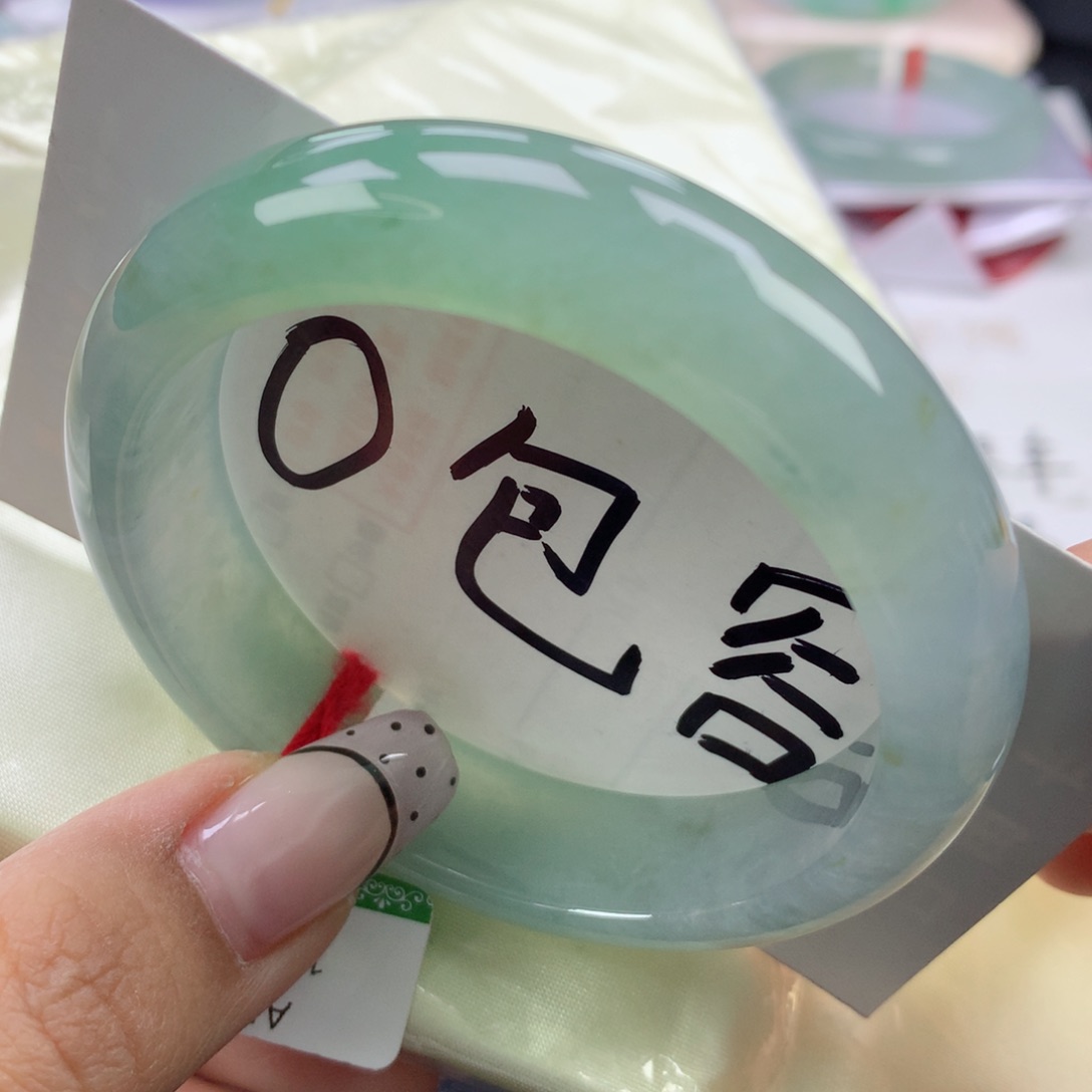 翡翠手镯未镶嵌54.8正