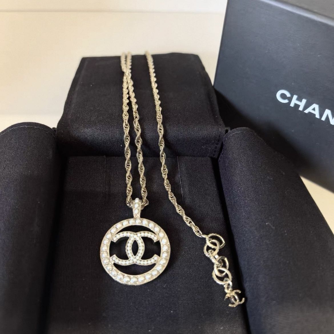 99新 Chanel/香奈儿 7姐专场/圆饼珍珠双C 项链