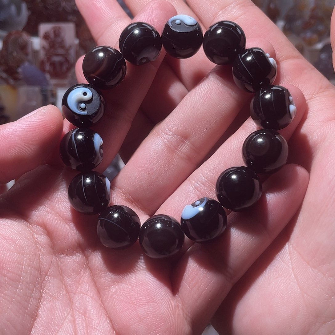 玛瑙/玉髓手串未镶嵌朝*℡