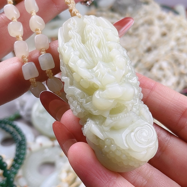 未镶嵌和田玉挂件