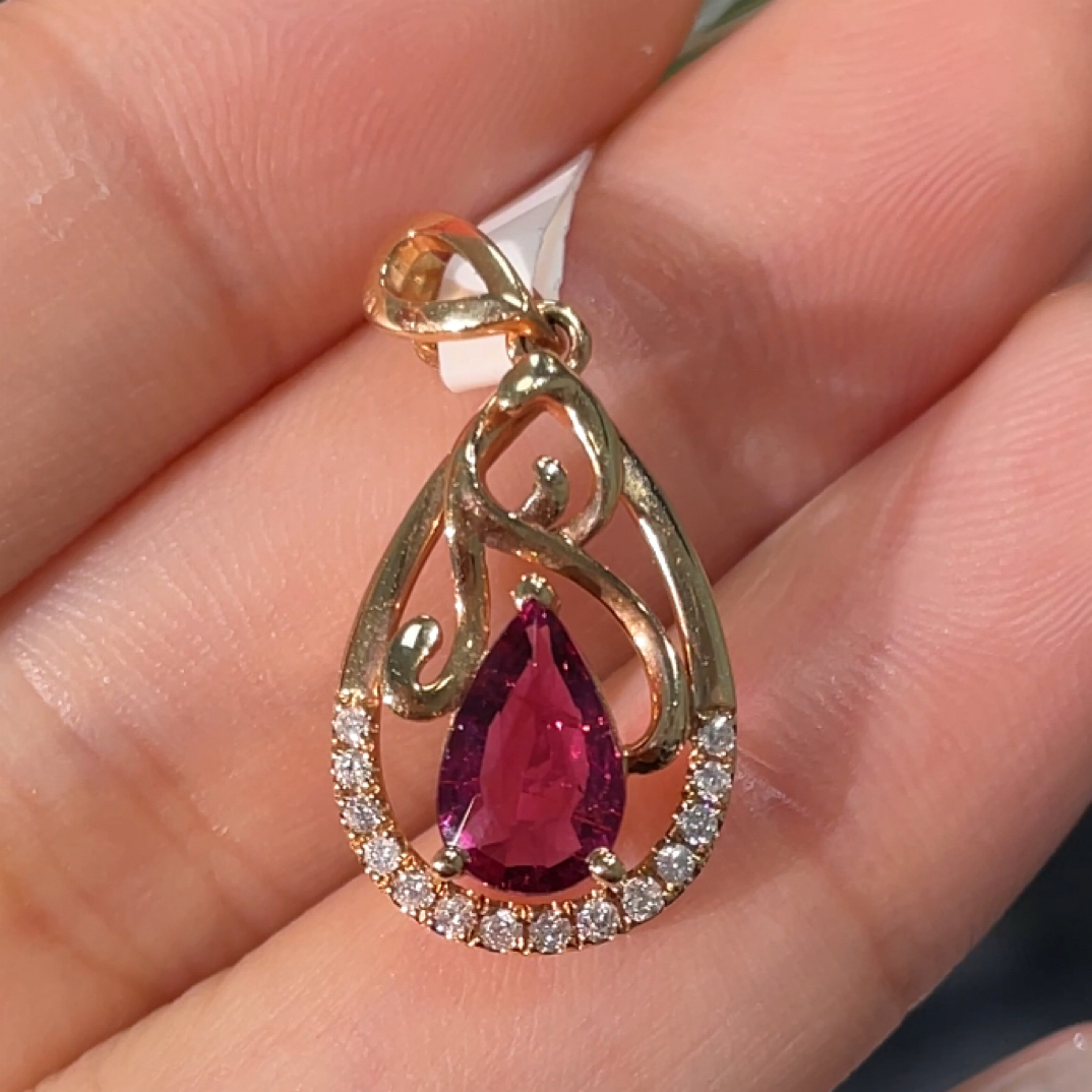 0.9CT碧玺卢比莱18K玫瑰金钻石吊坠