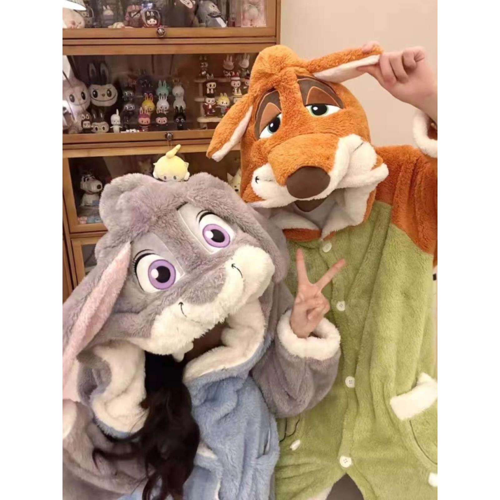 疯狂动物城尼克狐睡衣男秋冬朱迪卡通情侣亲子珊瑚绒睡袍女家居服