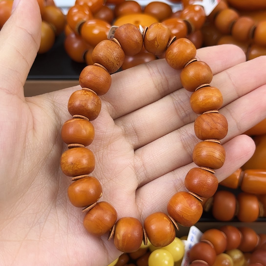 琥珀颈饰未镶嵌蜜蜡