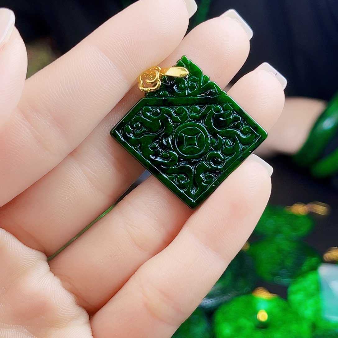 颈饰银S925镶嵌翡翠多样性