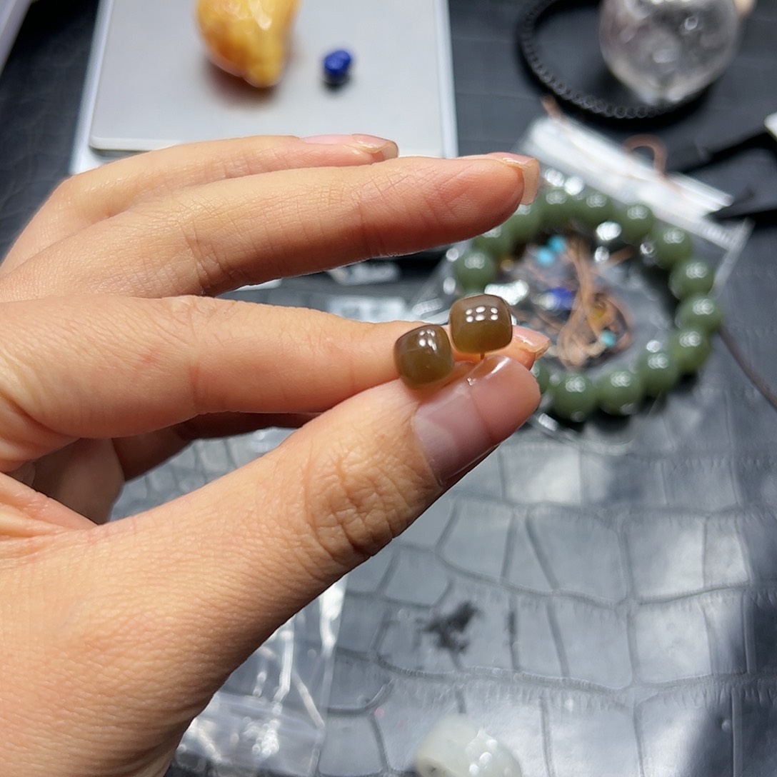 银S925镶嵌手链烟晶糖玉耳钉