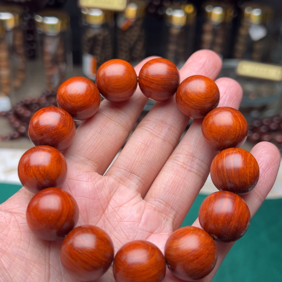 手串/手链檀香紫檀（小叶紫檀）1.8原汁原味泥料生长纹特价款