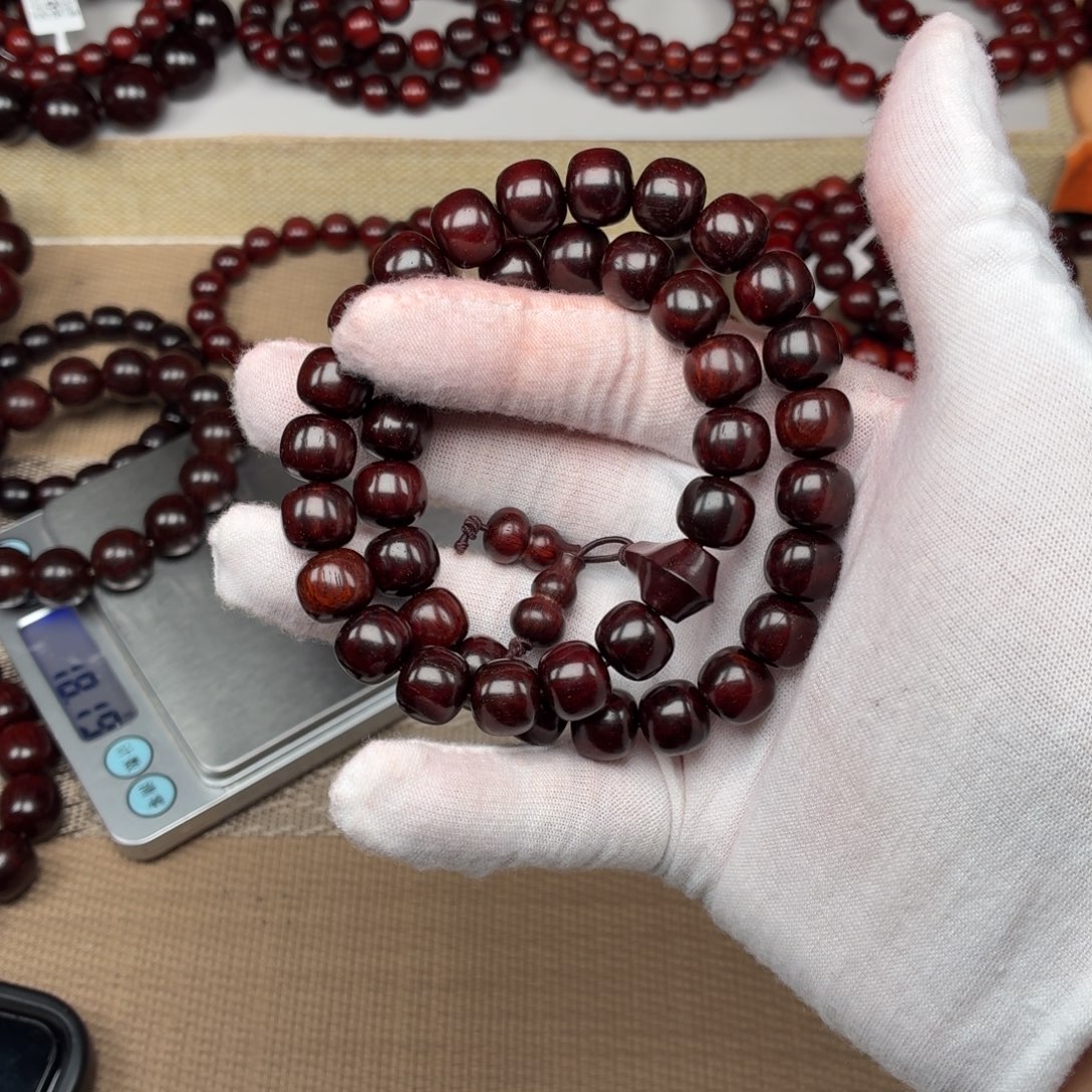 齐***风小叶紫檀手串/手链