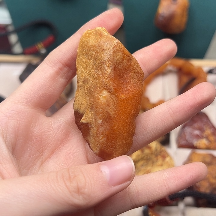 琥珀珠宝奇石未镶嵌明****希