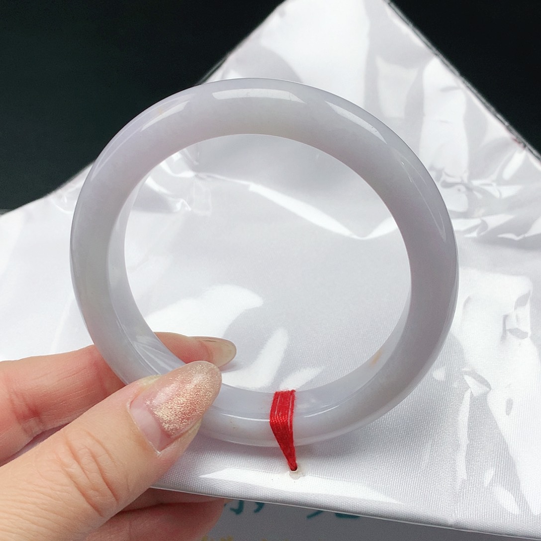 翡翠手镯未镶嵌翡翠076