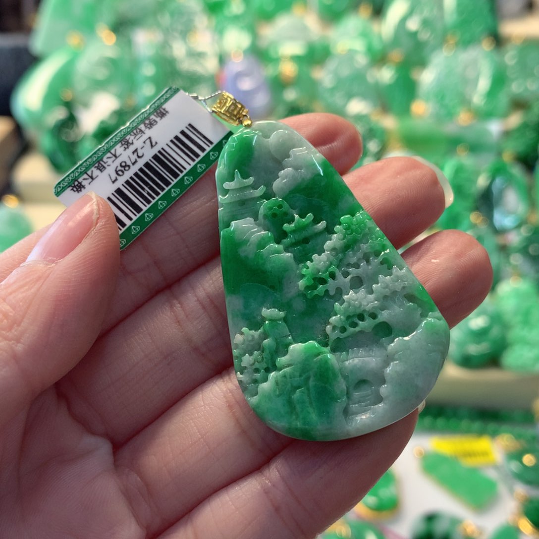翡翠吊坠(不含链)18K金镶嵌