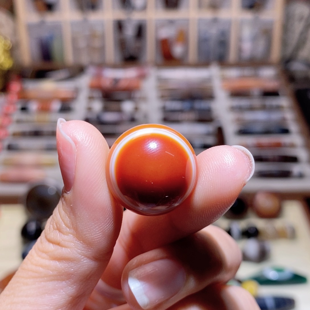 玛瑙/玉髓颈饰未镶嵌半***雪