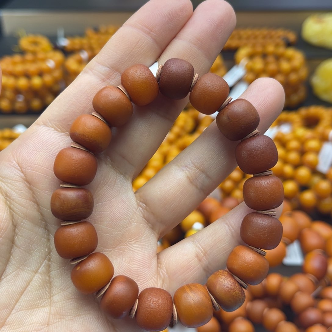 蜜蜡珠宝奇石未镶嵌