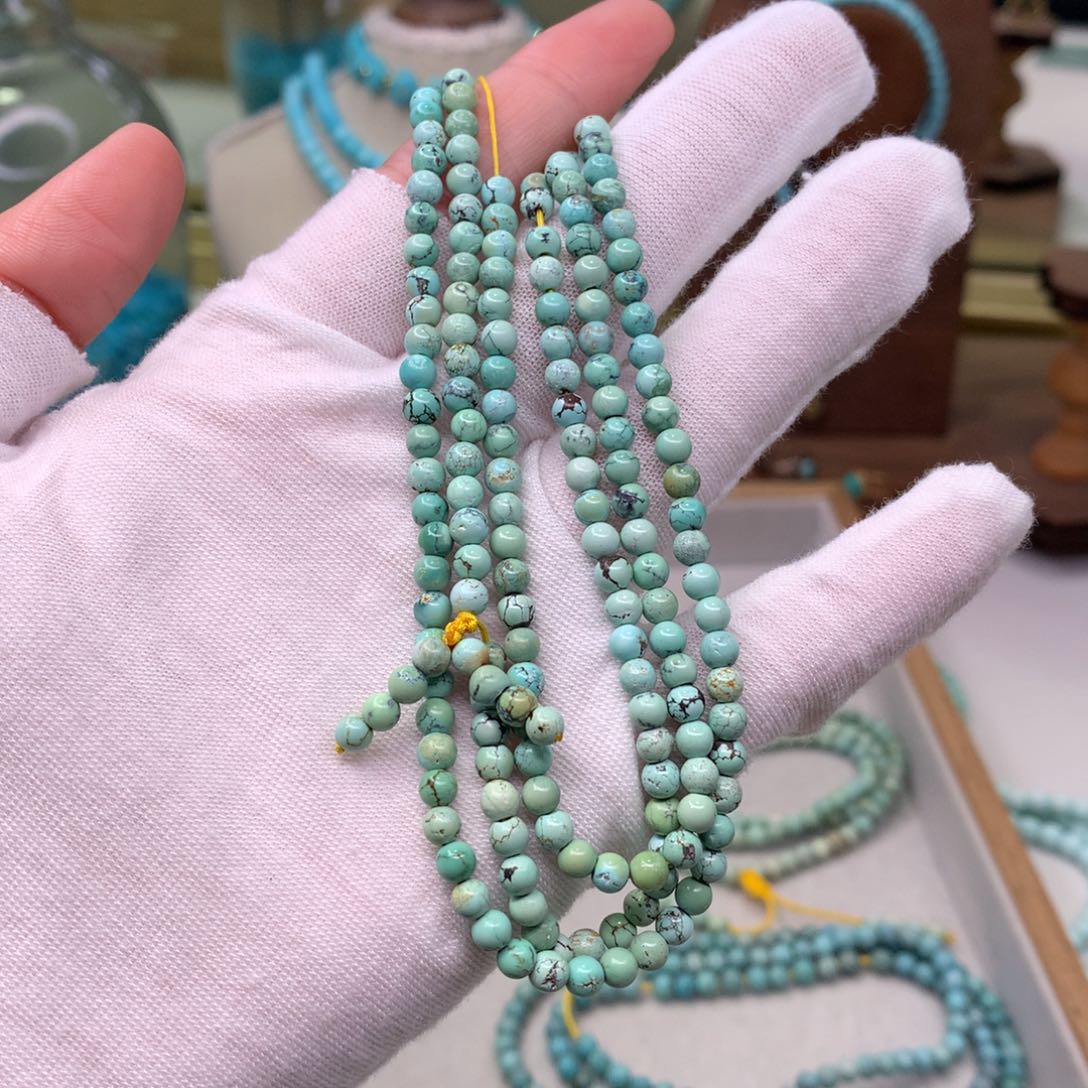 绿松石配饰未镶嵌