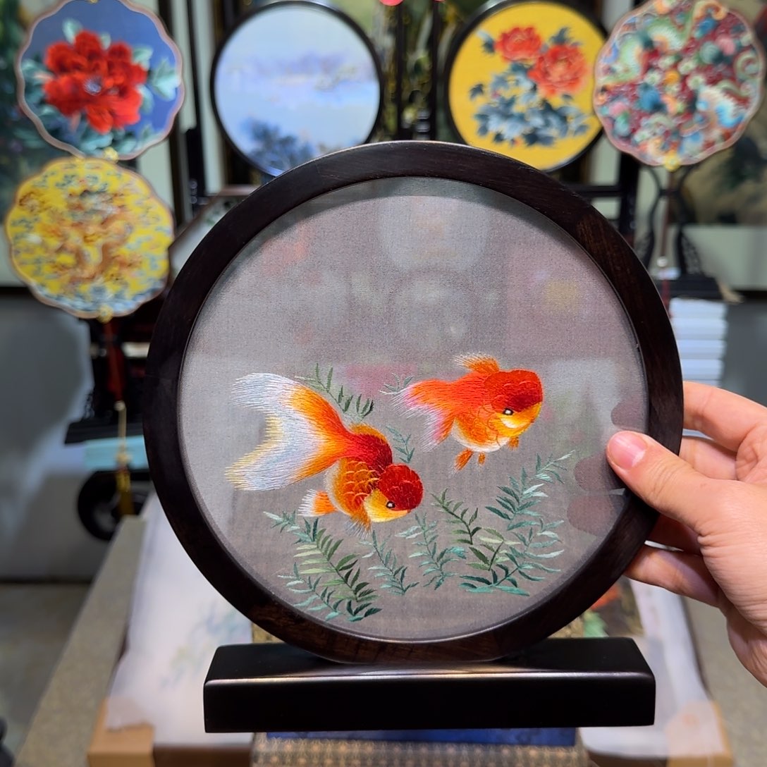 刺绣刺绣工艺精湛