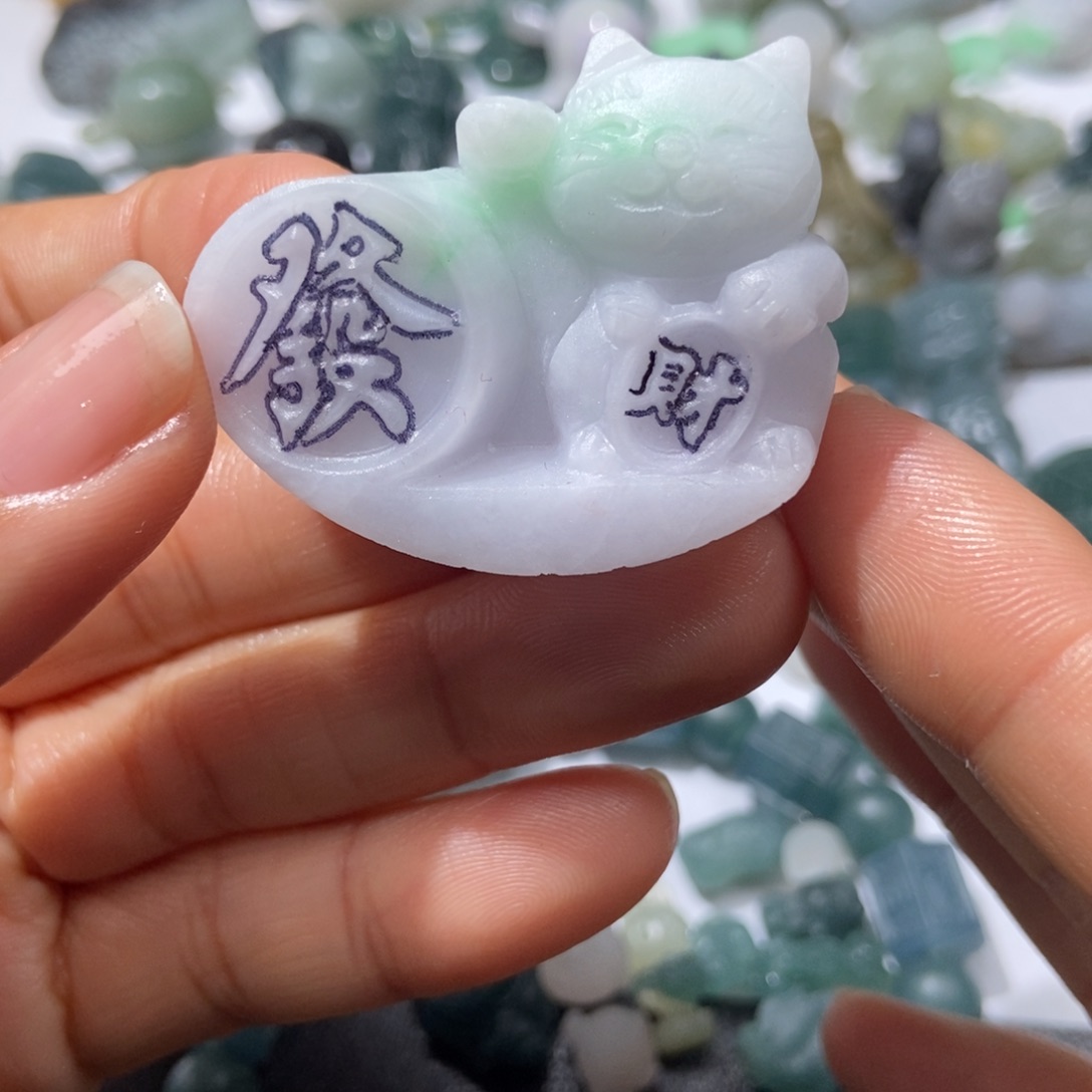 定制翡翠未镶嵌翡翠