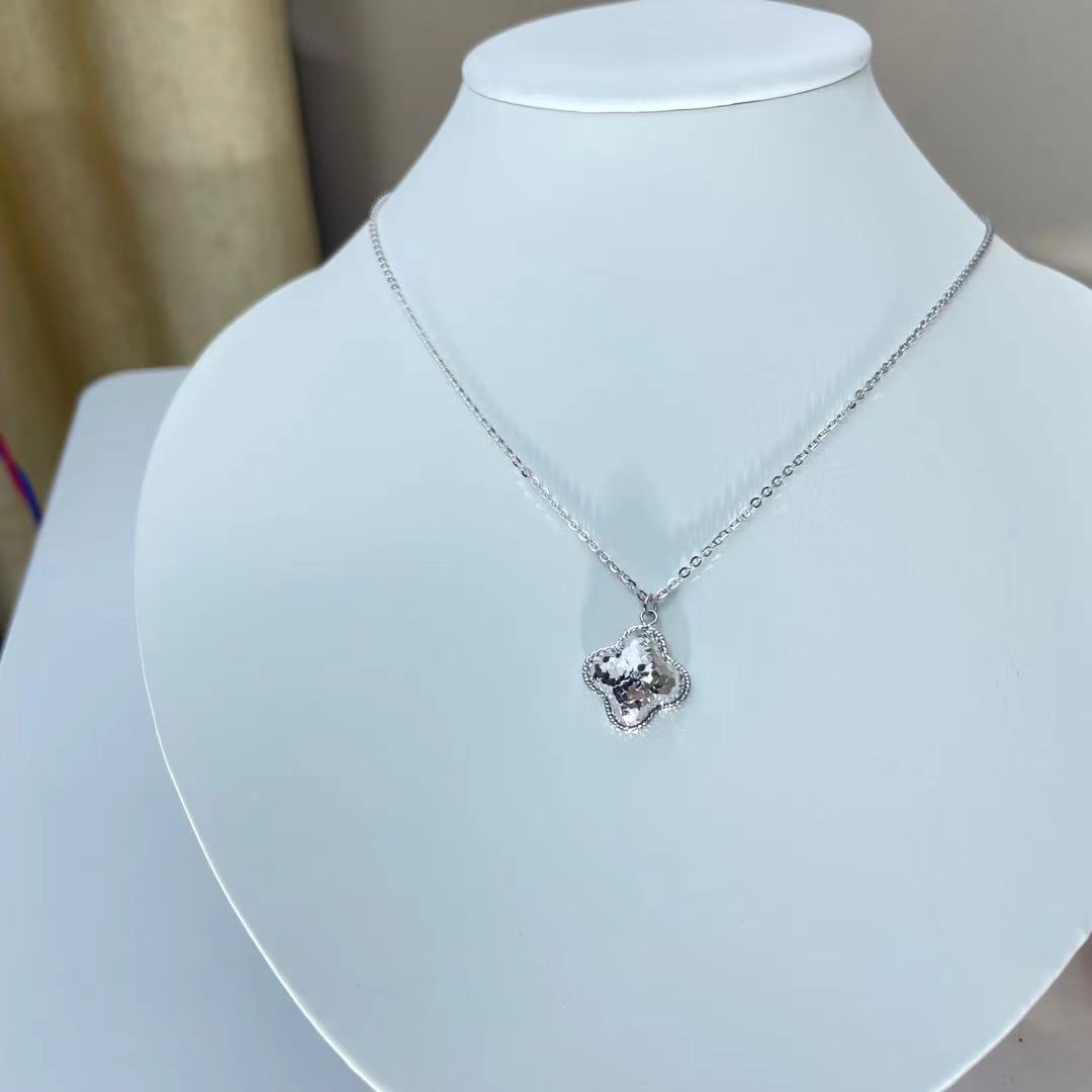 PT950铂金项链  碎碎金四叶草套链  长约42+3cm S 52406