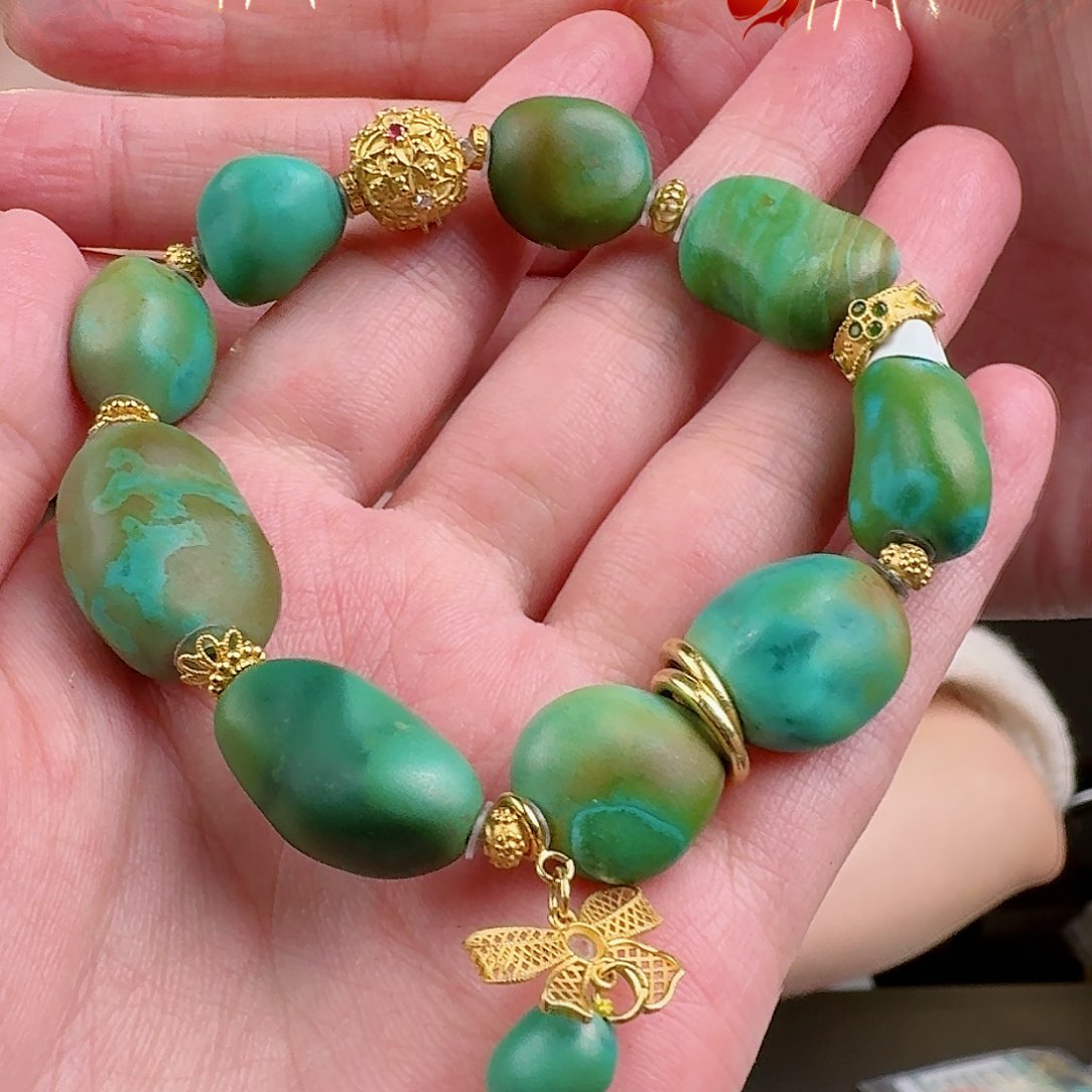 绿松石珠宝奇石18K金镶嵌