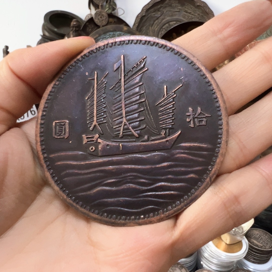金属复古风格摆件