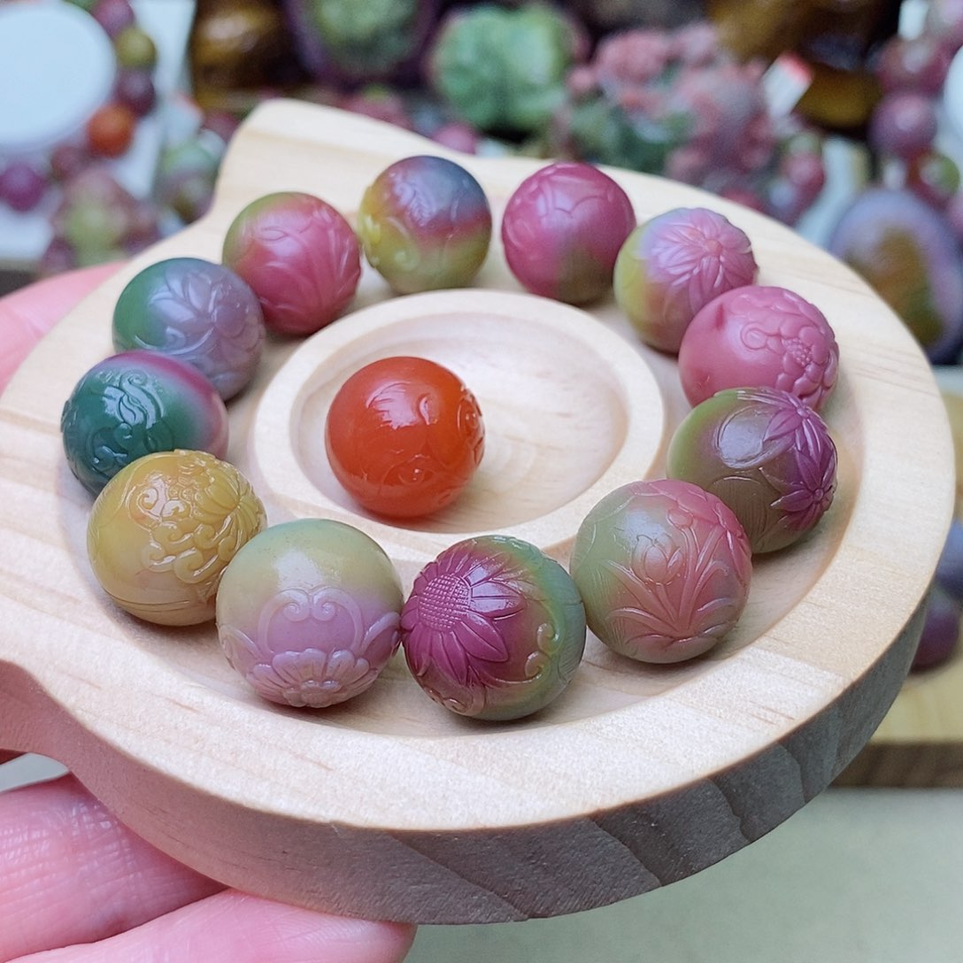 玛瑙/玉髓珠宝奇石未镶嵌颠**离盐源玛瑙定制