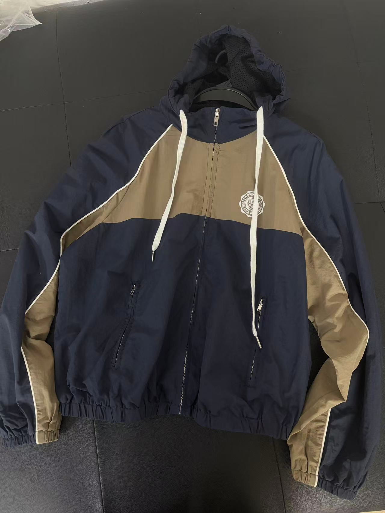 徽章 冲锋衣外套