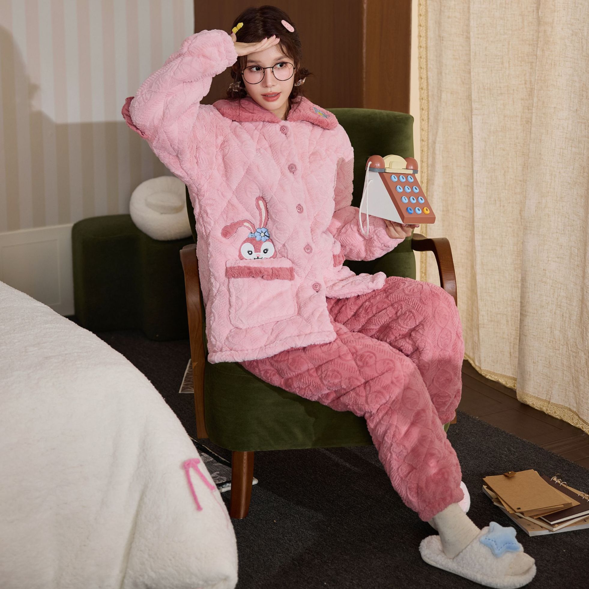 三层夹棉睡衣女可爱珊瑚绒冬季加绒加厚冬天保暖法兰绒家居服套装