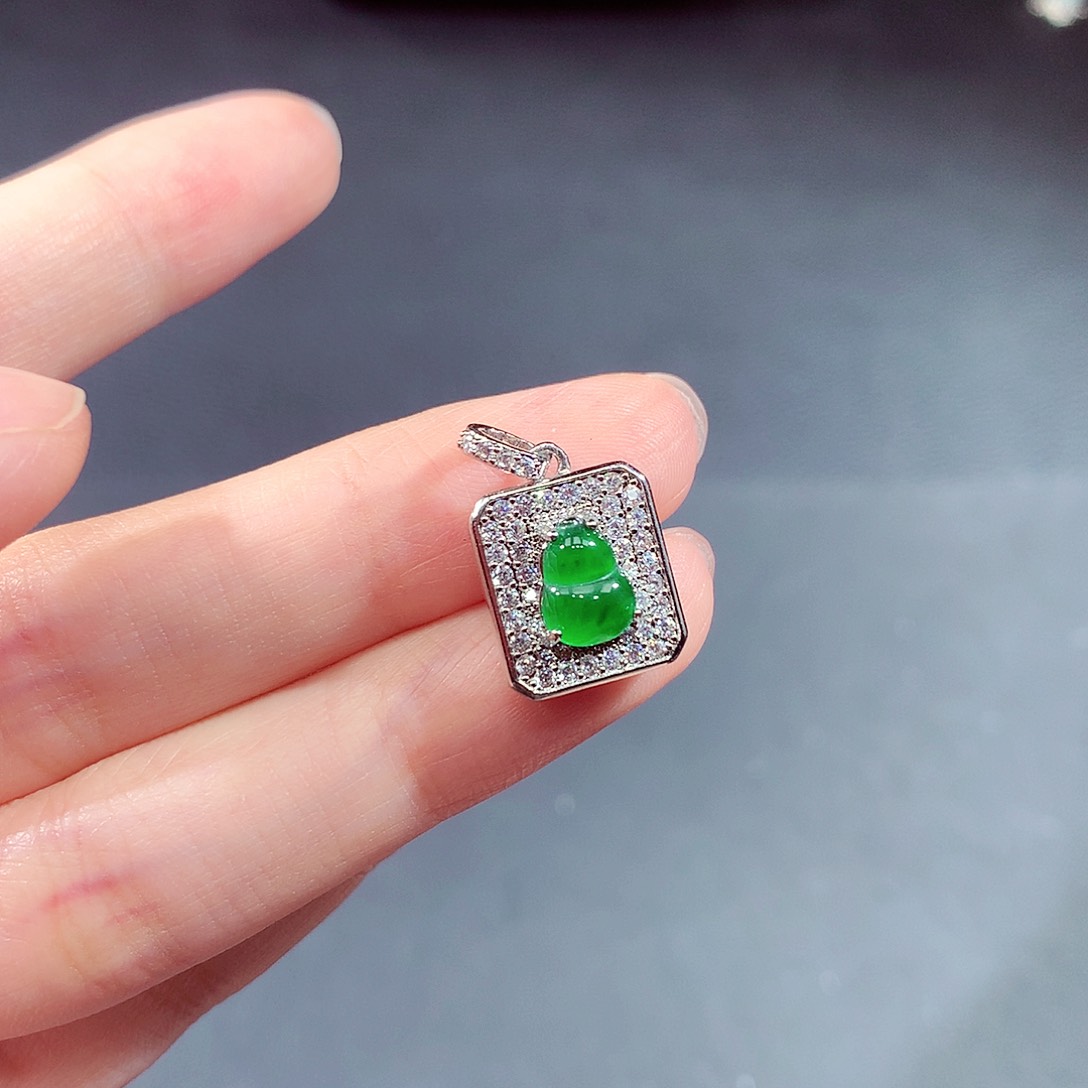 未镶嵌戒指翡翠翡翠