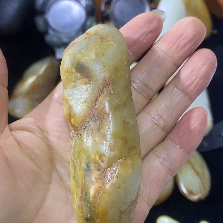 未镶嵌和田玉（糖玉）挂件