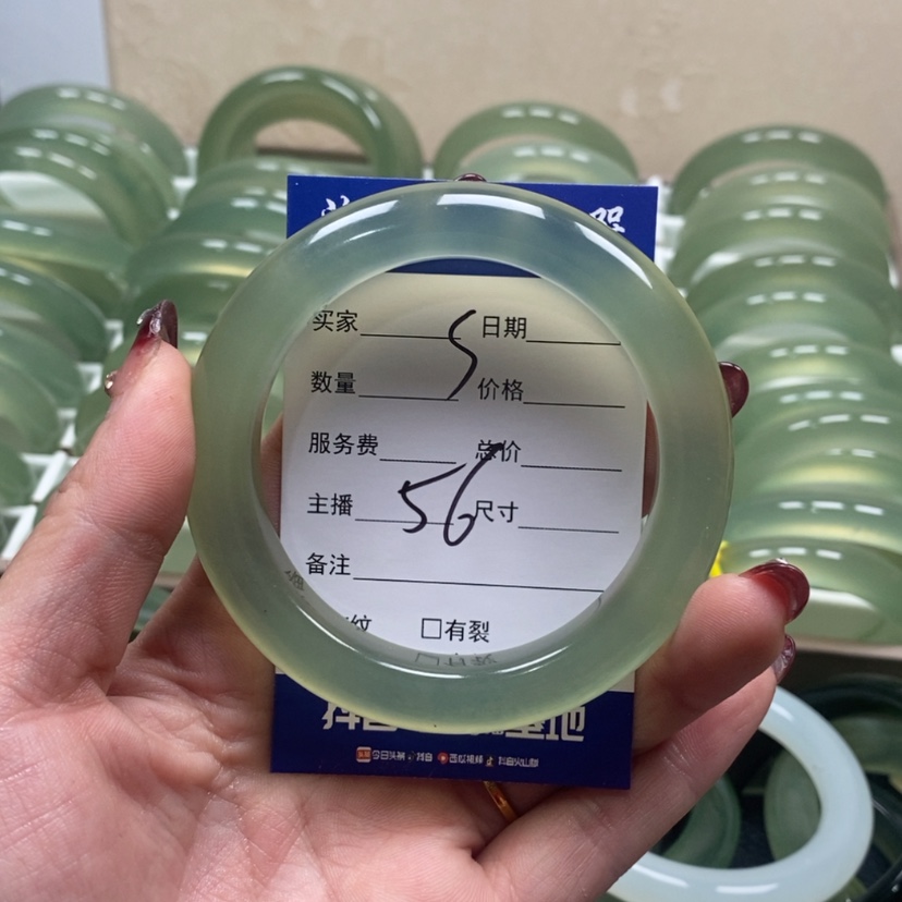 【闪购商品】蛇纹石玉手镯未镶嵌S****S