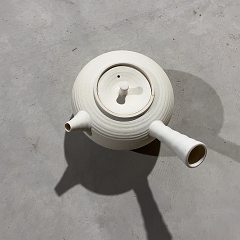 微瑕，明火，烧水壶400毫升白色