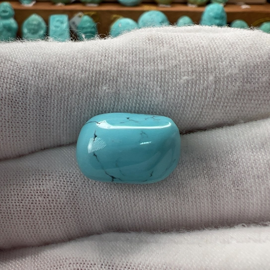 绿松石未镶嵌随形 10.5mm