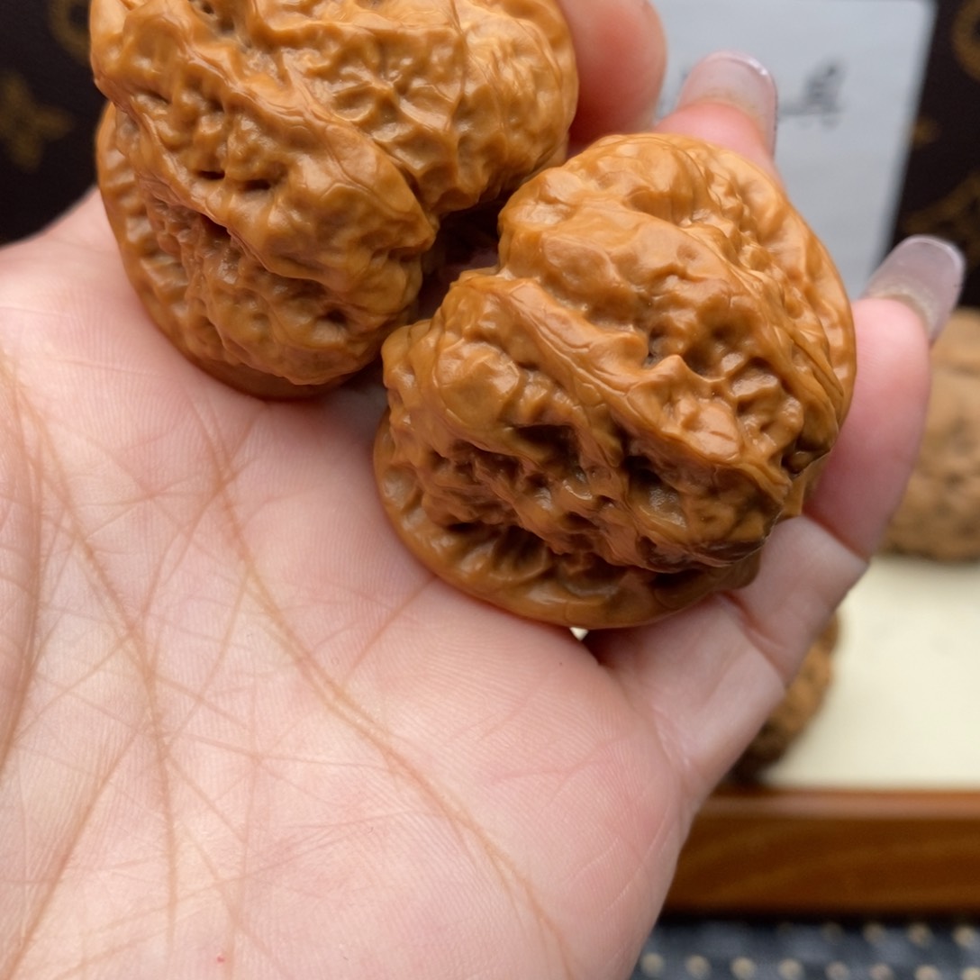 文玩核桃把件大*玉边40左右