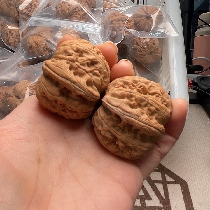 手串文玩核桃43以上元宝带黄23.8……