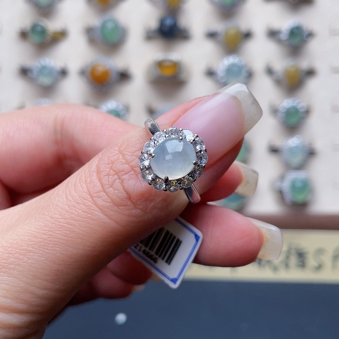 翡翠戒指未镶嵌戒指