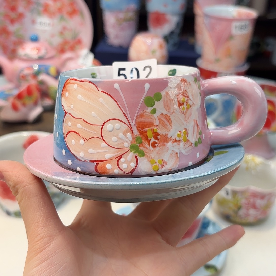 瓷片兔兔好可爱啊我